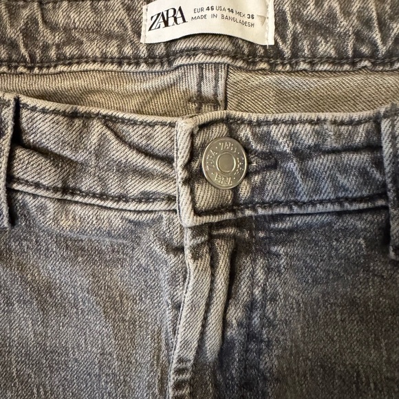 Zara like new condition size 14 light gray jeans - Picture 3 of 4
